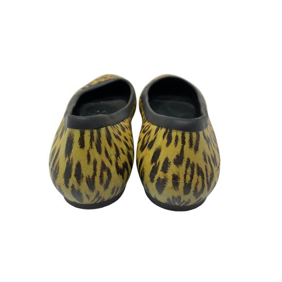 Crocs Comfort Flats Womens Size 7 Leopard Print Slip On - Picture 4 of 7